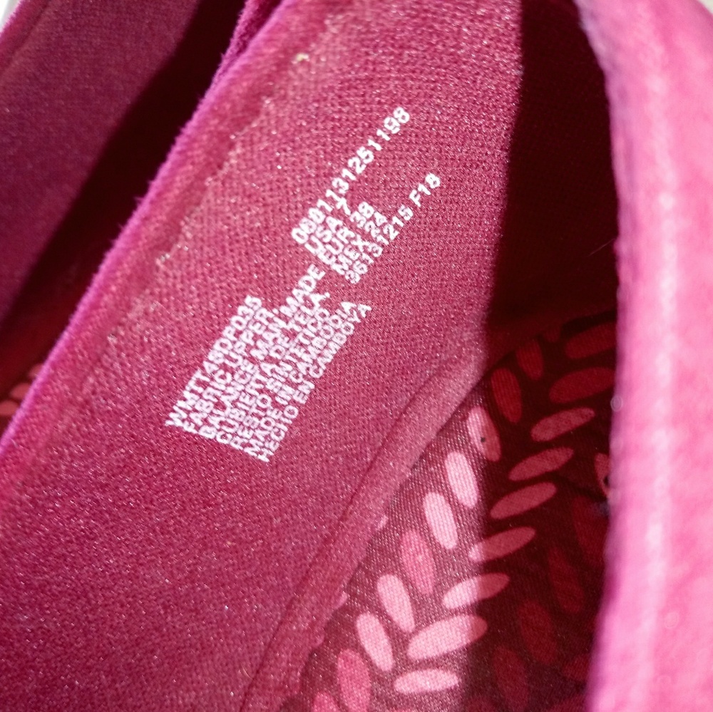 Shoes - Picture 2 of 3